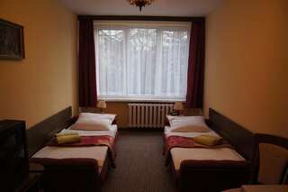 Отель HOTEL ODR Сулехув Двухместный номер с 2 отдельными кроватями-7